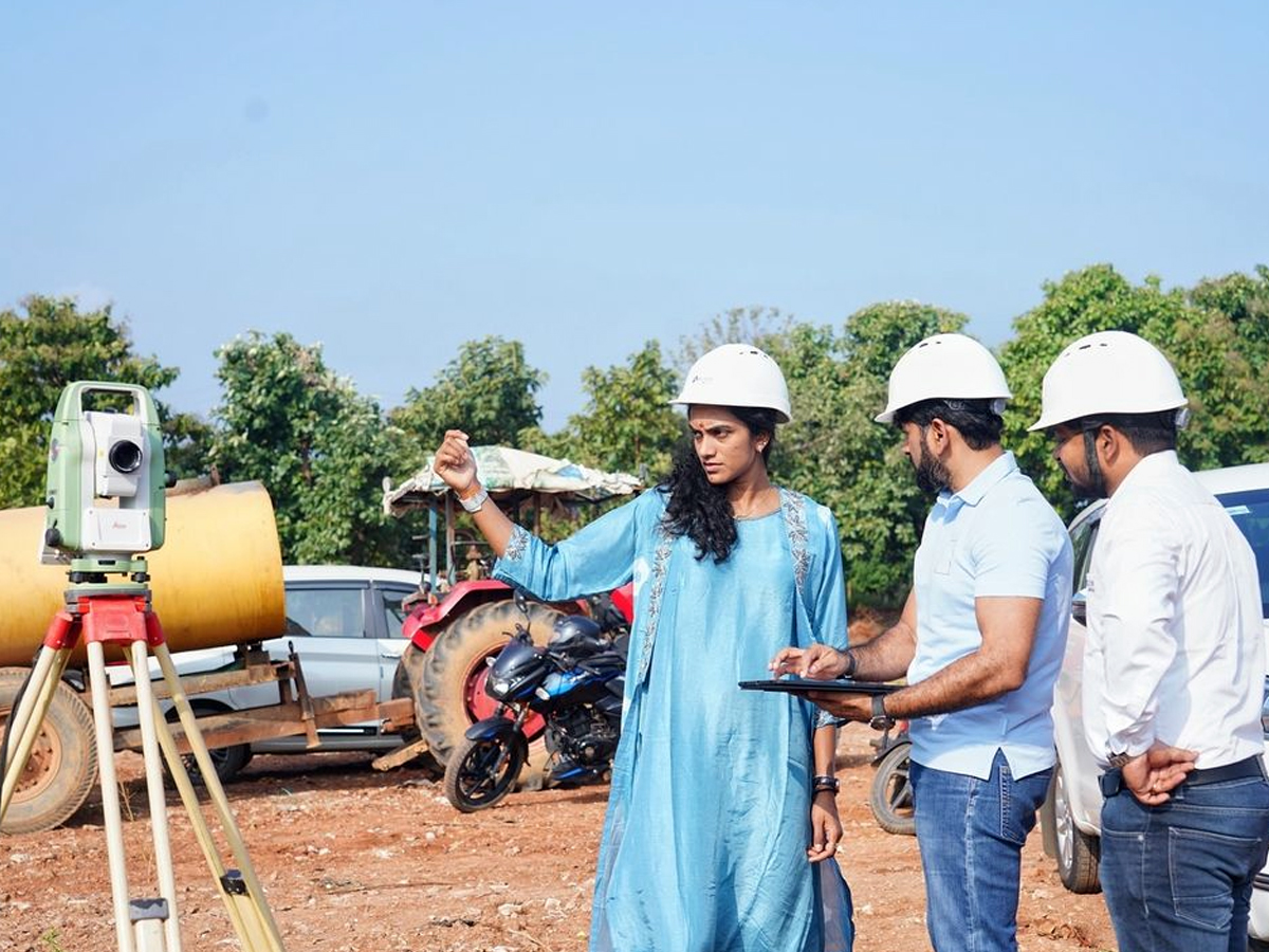 PV Sindhu started Puja for Badminton Academy in Visakhapatnam4