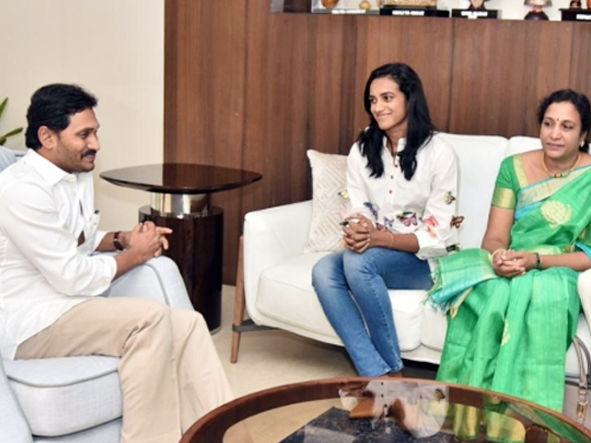 PV Sindhu started Puja for Badminton Academy in Visakhapatnam8