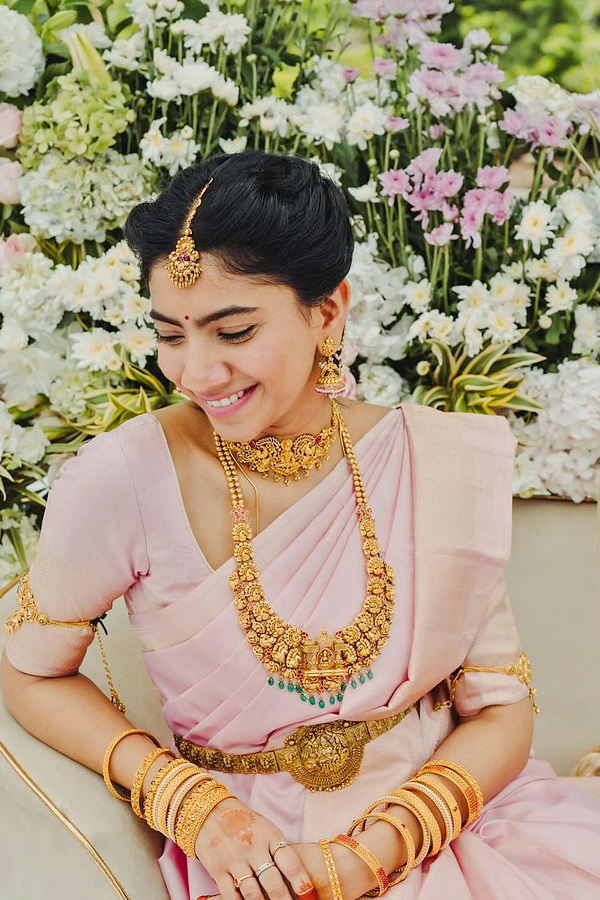 Sai Pallavi sister Pooja Kannan Wedding ceremony.. Have you seen these Rare Photos? 14