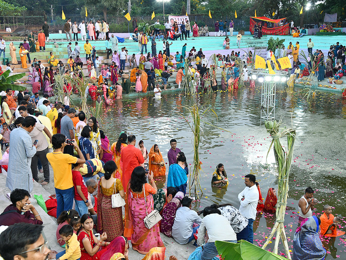 Necklace Road: Chhath Puja 2024 with Devotees at Bathukamma Ghat10