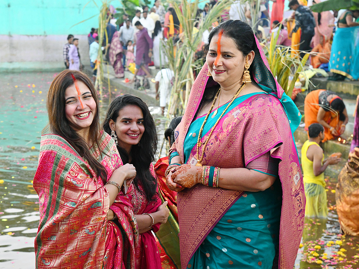 Necklace Road: Chhath Puja 2024 with Devotees at Bathukamma Ghat18