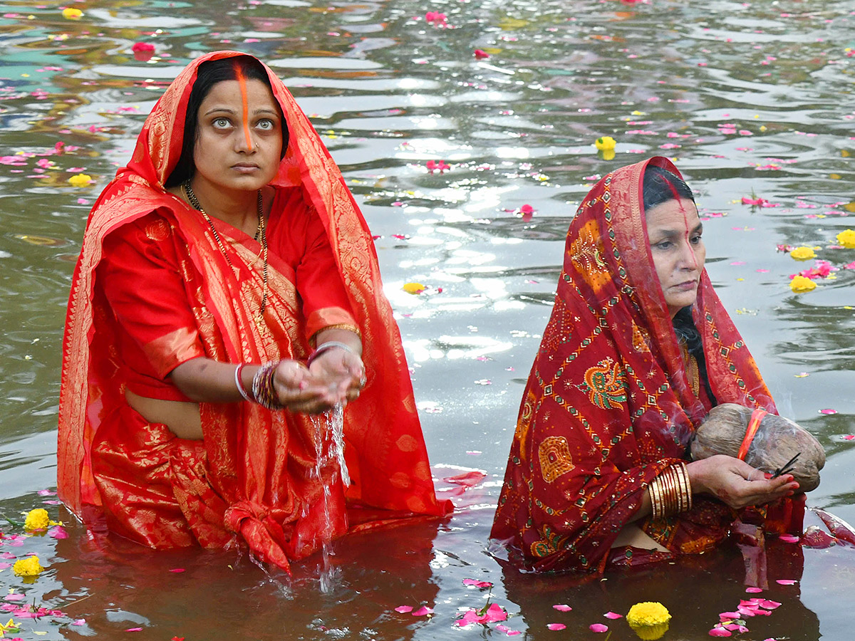 Necklace Road: Chhath Puja 2024 with Devotees at Bathukamma Ghat24