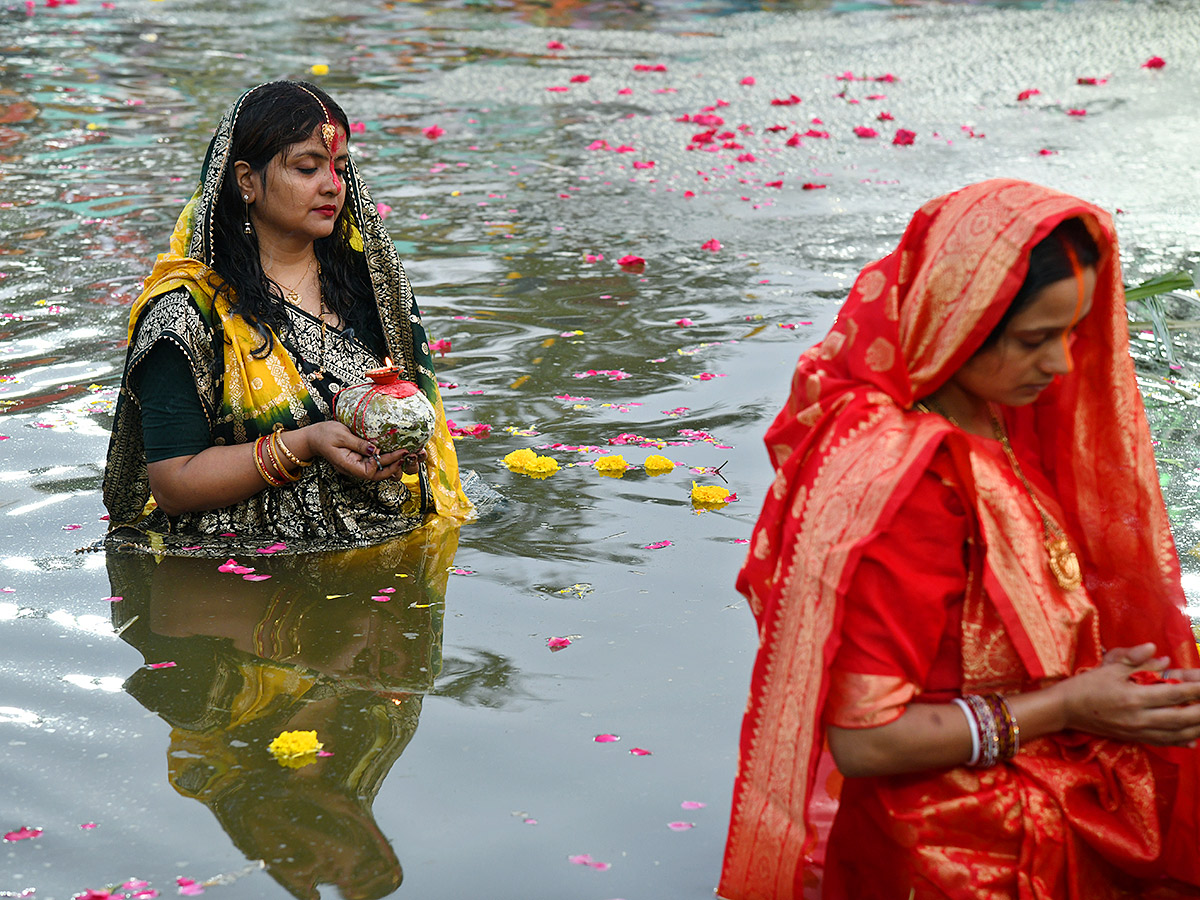 Necklace Road: Chhath Puja 2024 with Devotees at Bathukamma Ghat25