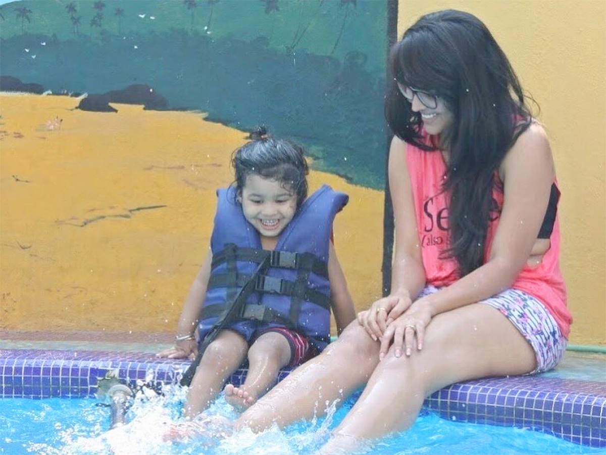 actress anasuya bharadwaj son birthday viral photos2