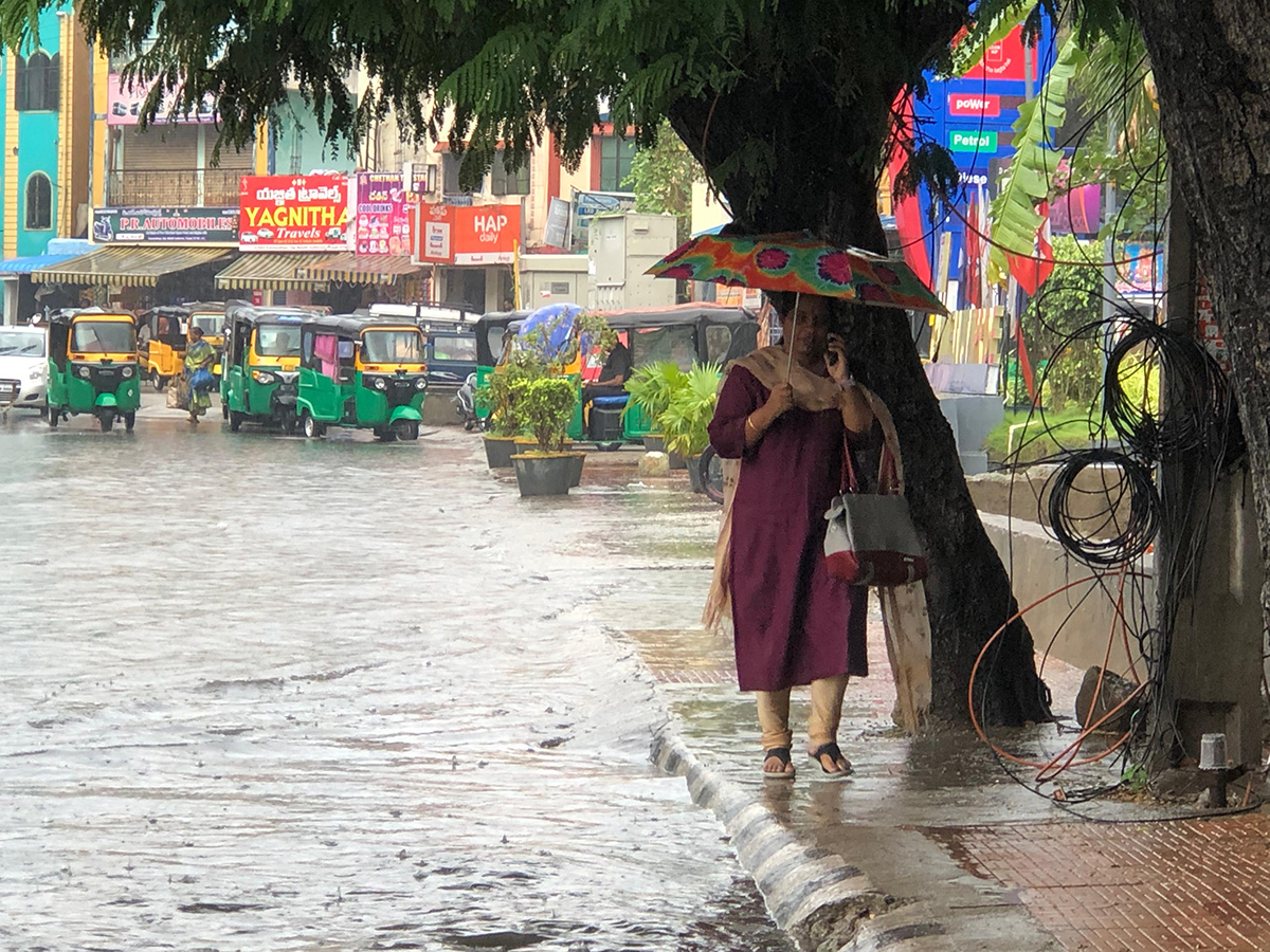 weather update : heavy rain in tirupati10