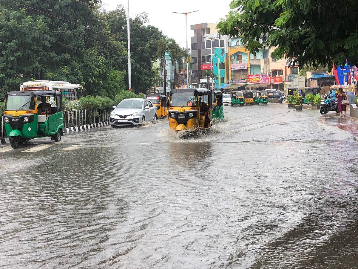 weather update : heavy rain in tirupati16