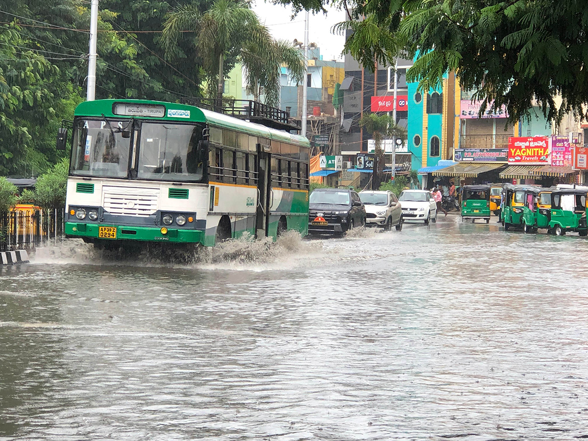 weather update : heavy rain in tirupati18