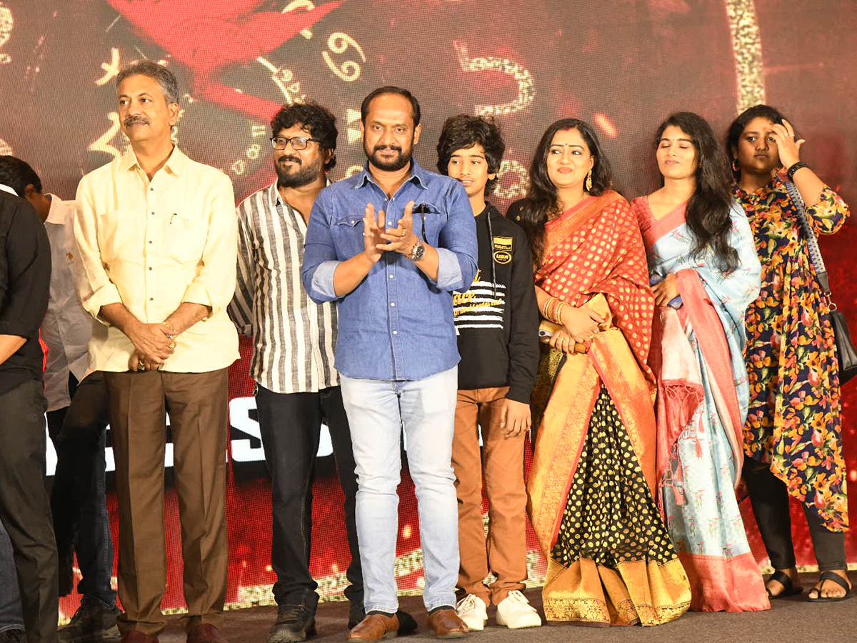 Kiran Abbavaram Ka Movie Success Celebrations Photos14