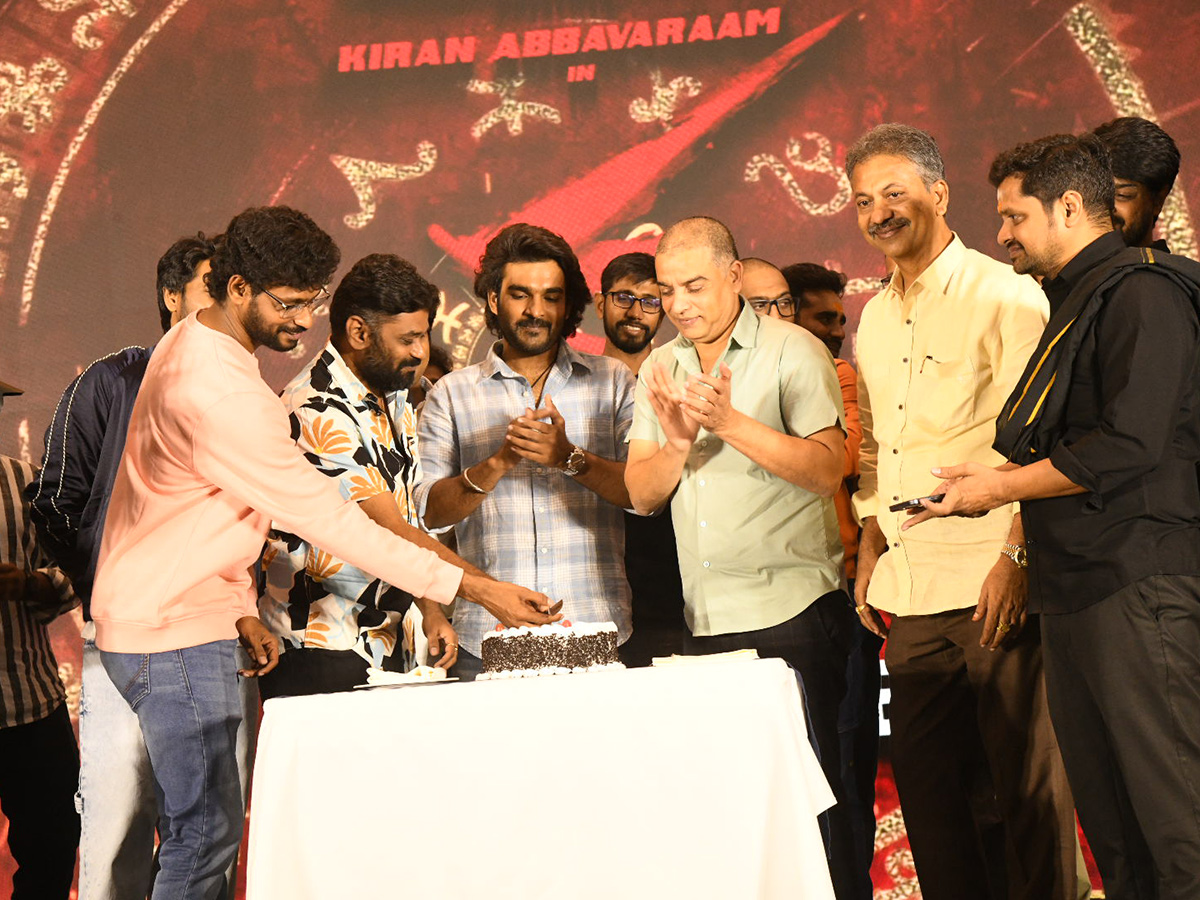 Kiran Abbavaram Ka Movie Success Celebrations Photos6