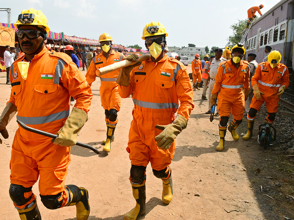 Train accident mock drill at Simhachalam railway station11