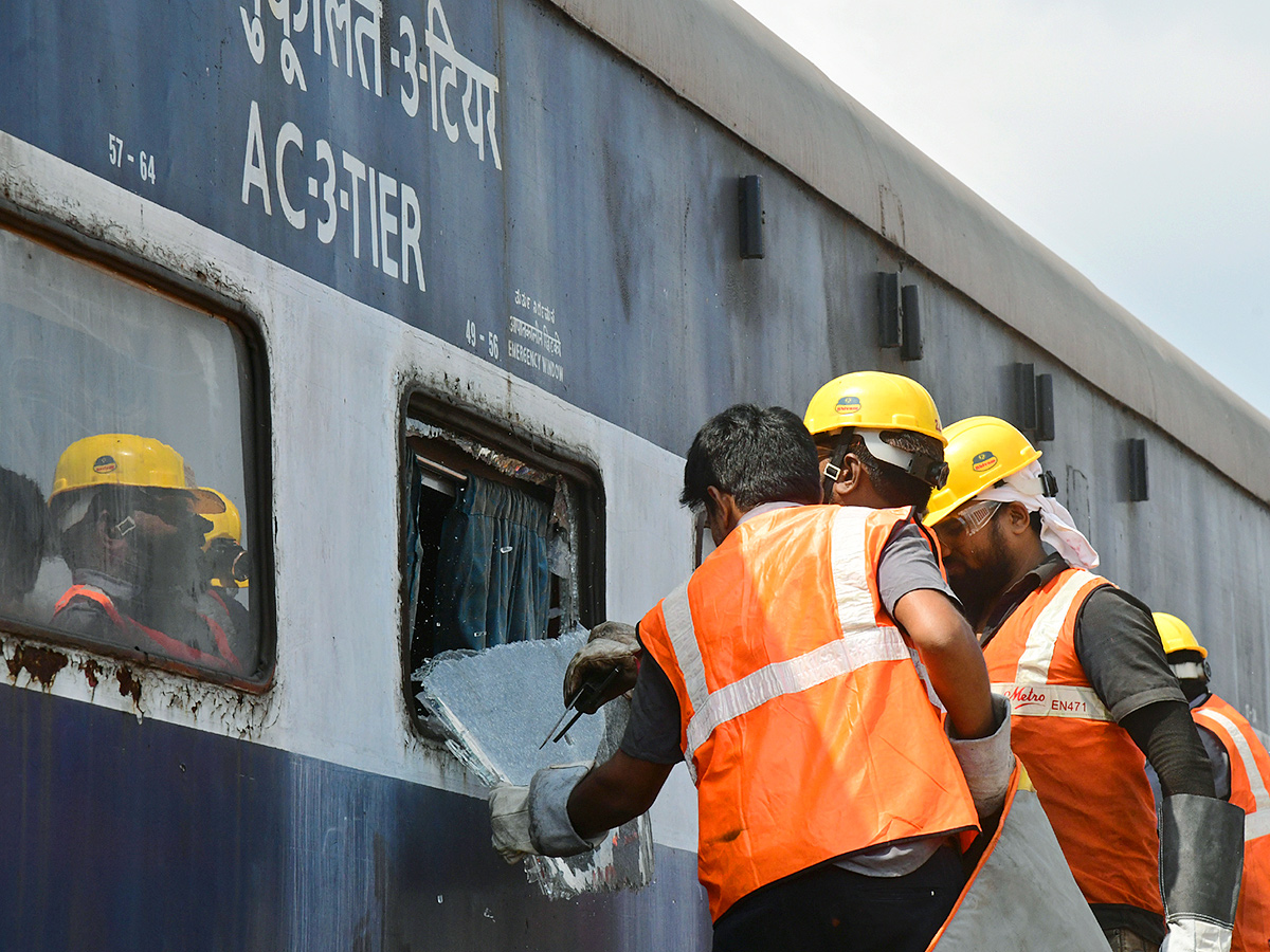 Train accident mock drill at Simhachalam railway station14