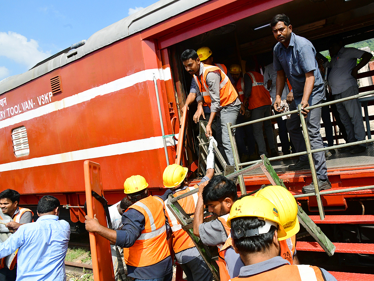 Train accident mock drill at Simhachalam railway station15