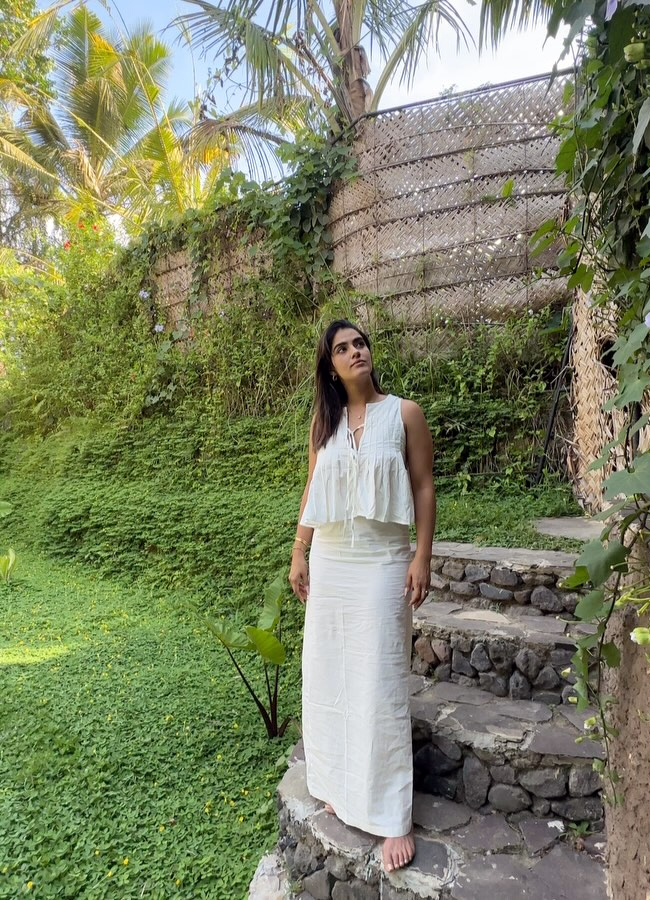 Double iSmart Beauty Kavya Thapar Enjoys Vacation in Bali: Photos16