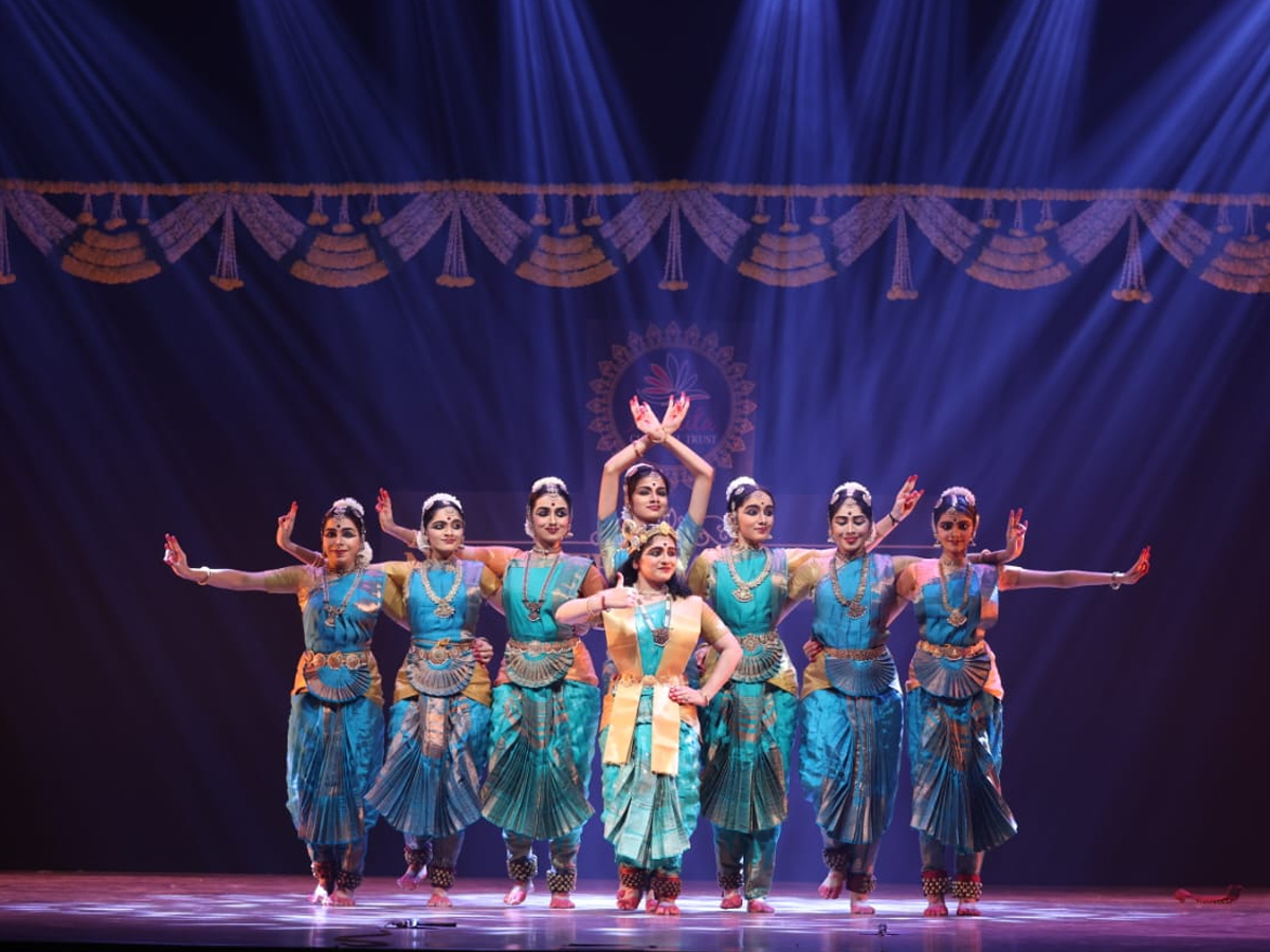 Six Dance Forms Performed On One Stage In Hyderabad At Shilpakala Vedika4