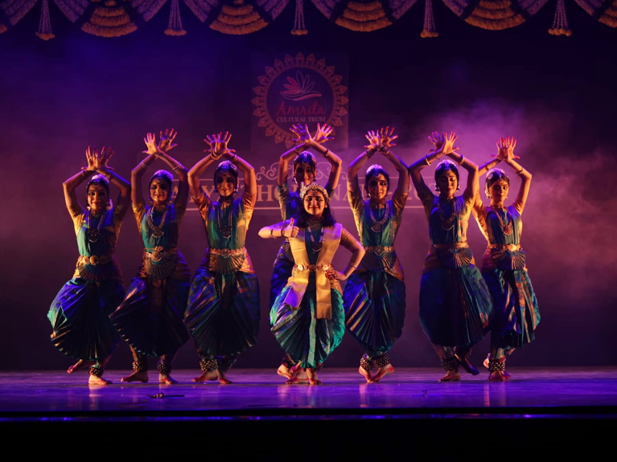 Six Dance Forms Performed On One Stage In Hyderabad At Shilpakala Vedika5