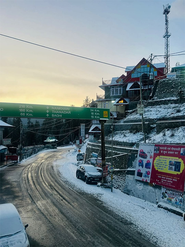 In Pics: Season's First Snowfall In Himachal Pradesh's Shimla14