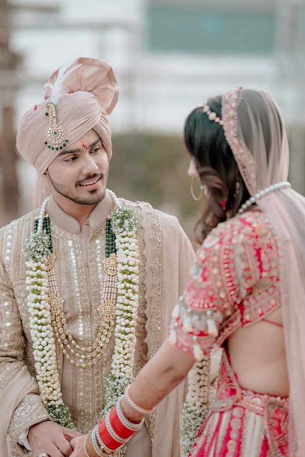 Popular Influencer Sunny Chopra Got Married To Kaushki Photos Goes Viral10