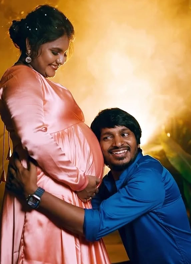 Jabardasth Yadamma Rajus wife Stellas maternity photoshoot2