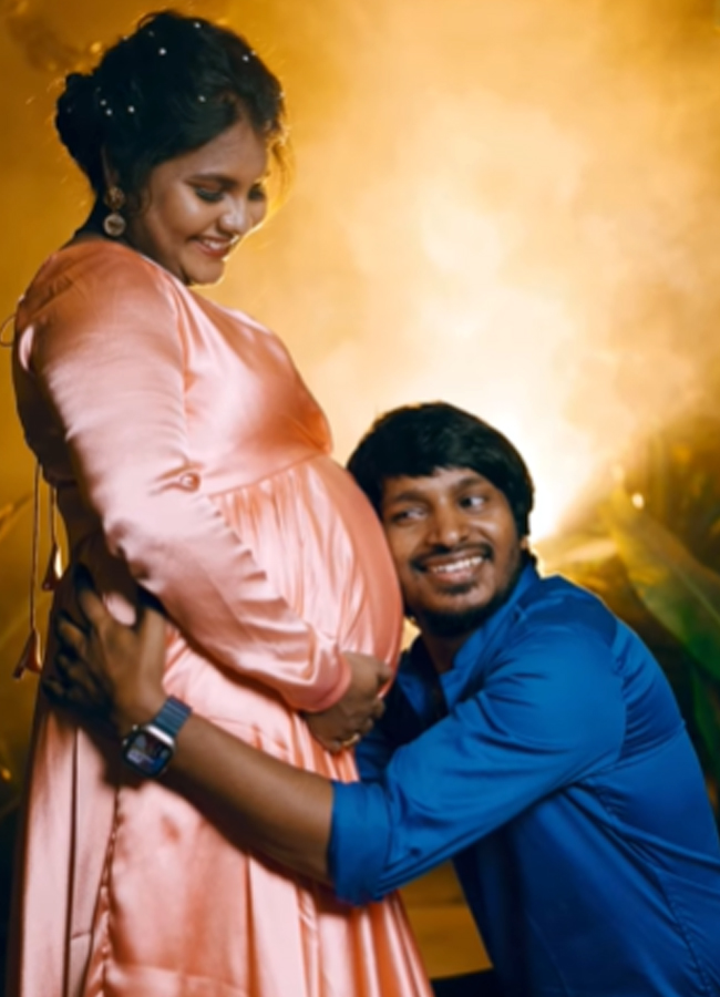 Jabardasth Yadamma Rajus wife Stellas maternity photoshoot11