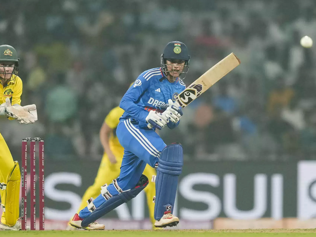 The boyfriend who celebrated Smriti Mandhana's century with the song Pushpa3
