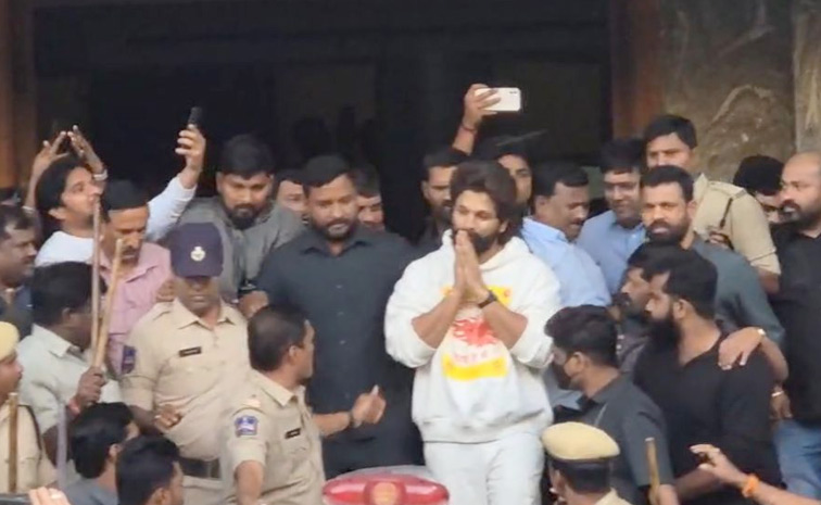 Actor Allu Arjun Arrested in Sandhya Theatre Stampede Case Photos Viral9