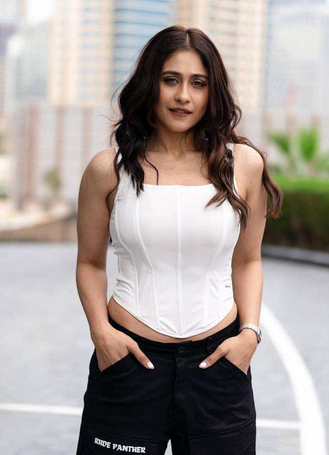 Regina Cassandra Birthday Special4