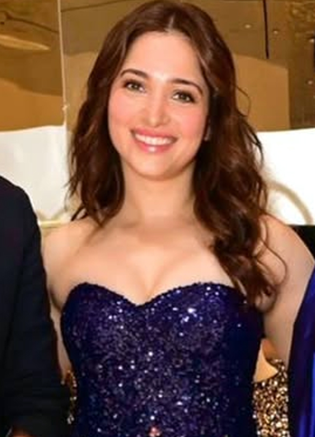 Milky beauty Tamannaah's latest photos in a mini skirt go viral15