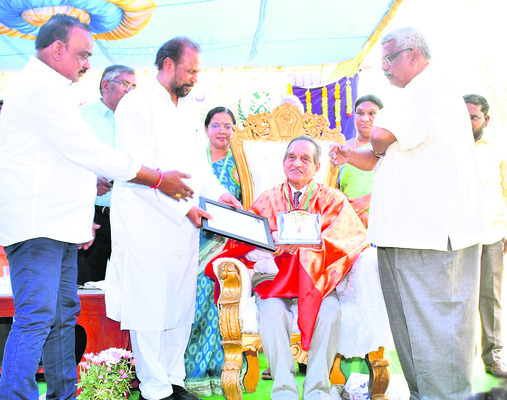 వ్యయసాయ రంగాన్ని పరిరక్షించుకుందాం 1