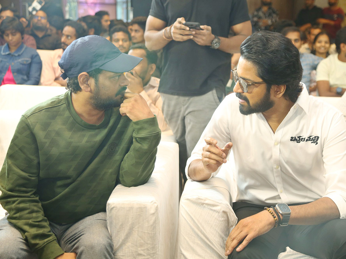 Hero Allari Naresh Bachhala Malli Trailer Launch Event Photos14