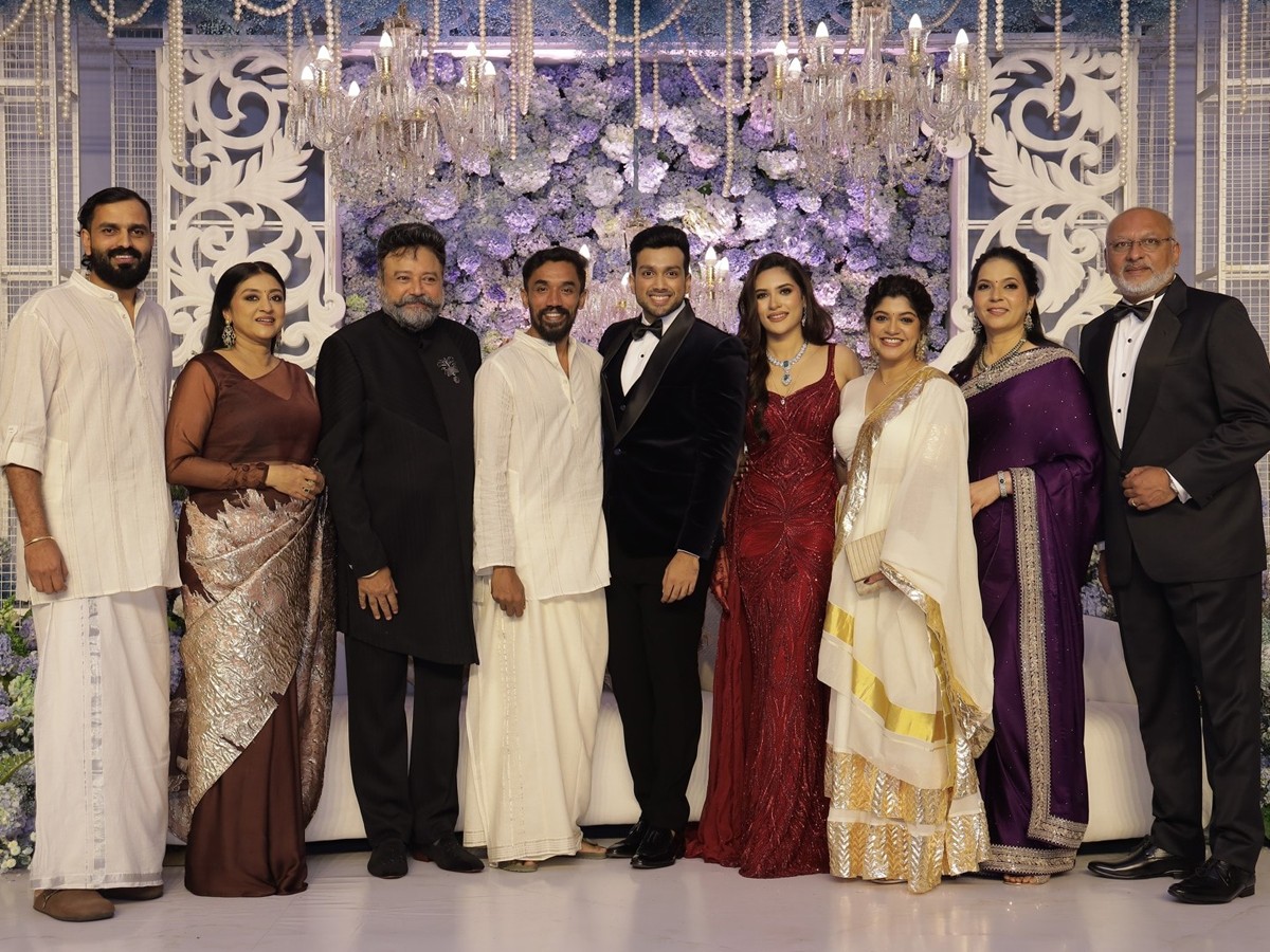 Celebrities Buzz At Kalidas Jayaram And Tarini Kalingarayar Reception Photos Goes Viral24