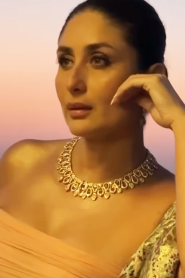 Bollywood Actress Kareena Kapoor Khan Ultimate Trendy Fashion Look12