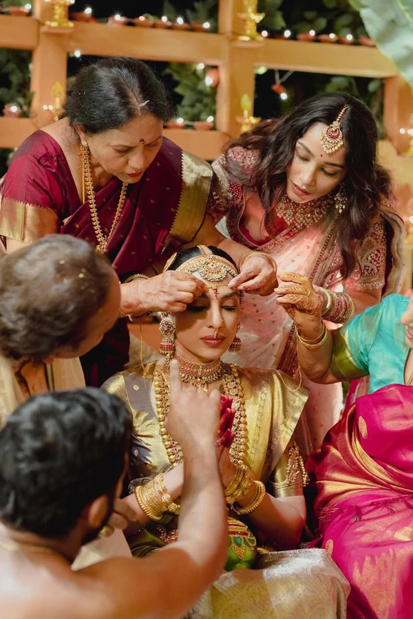 Samanta Dhulipala Shares emotional Moments form Sobhita and Naga Chaitanya Wedding Photos10