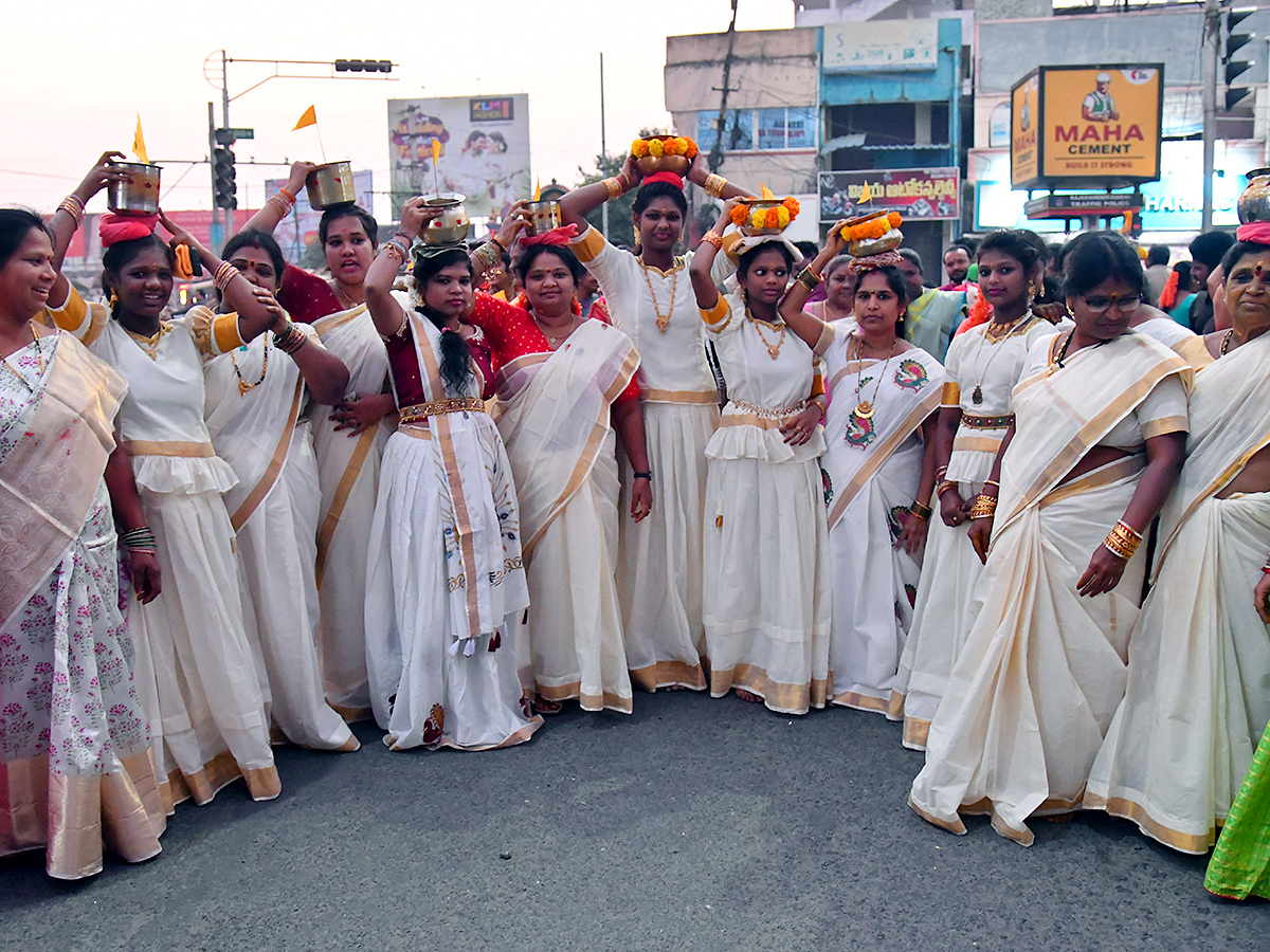 Maridamma Thalli Jathara At Peddapuram Photos3