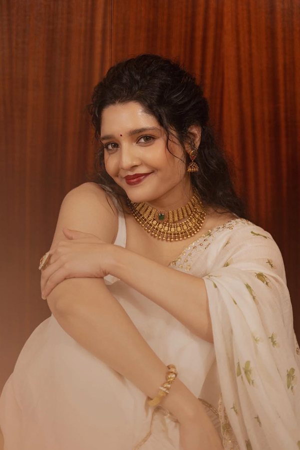 Tollywood Actress Ritika Singh Birthday Special Gallery14