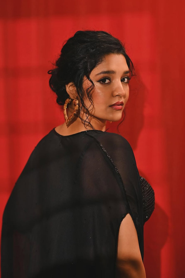 Tollywood Actress Ritika Singh Birthday Special Gallery18