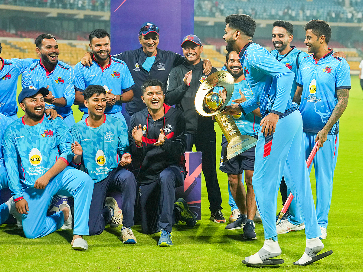 winning the T20 cricket final match of the Syed Mushtaq Ali Trophy1