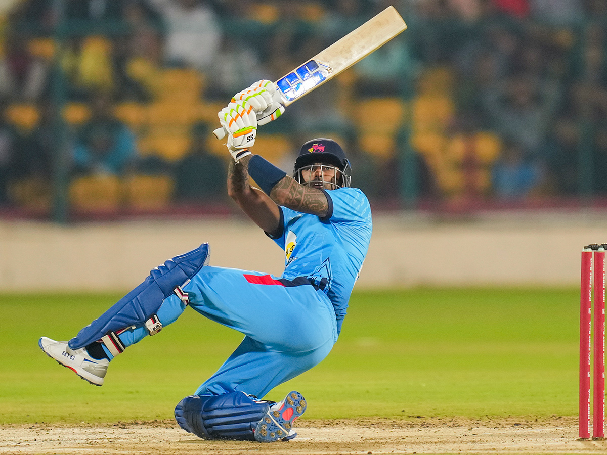 winning the T20 cricket final match of the Syed Mushtaq Ali Trophy19