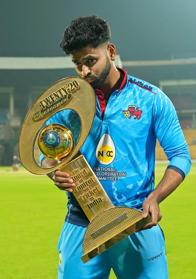 winning the T20 cricket final match of the Syed Mushtaq Ali Trophy25