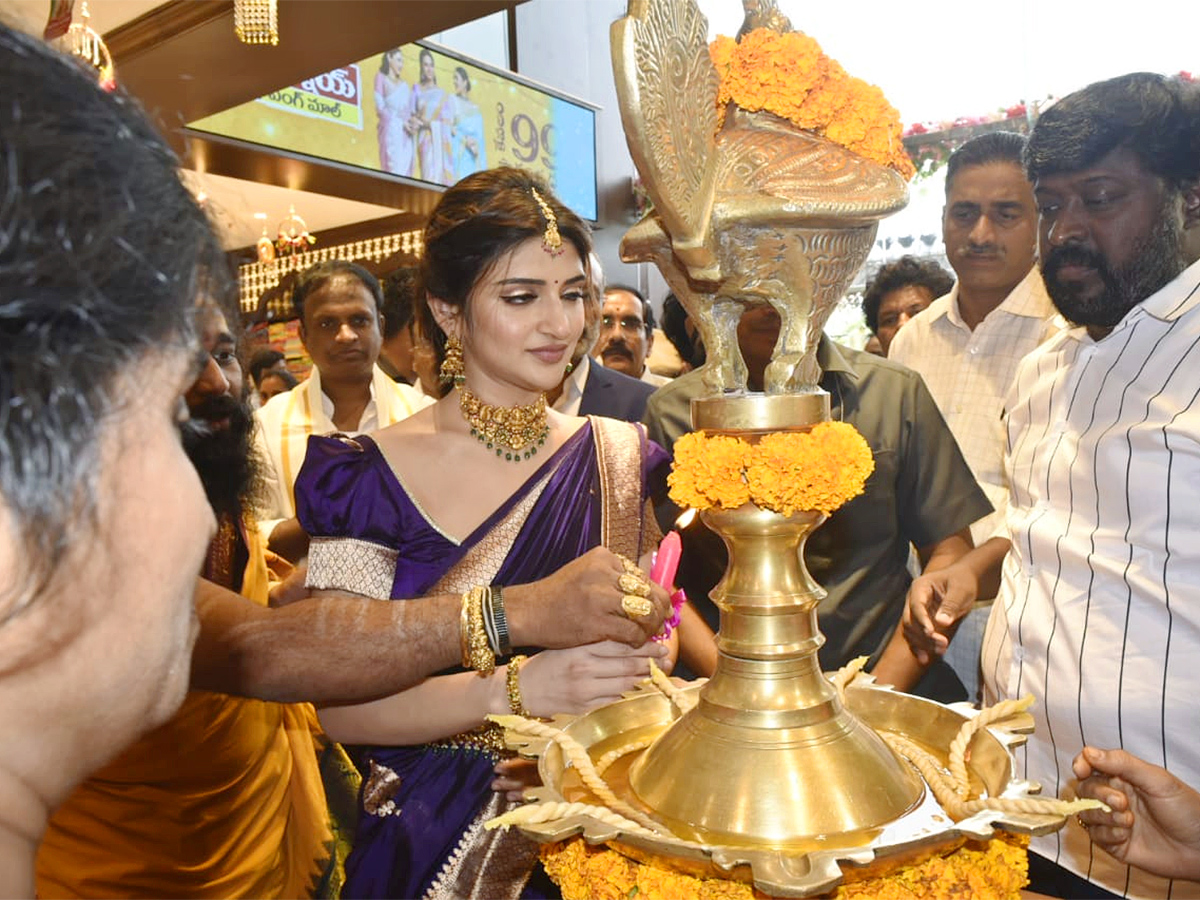 Actress Sreeleela at Vizianagaram, Photos Goes Viral15