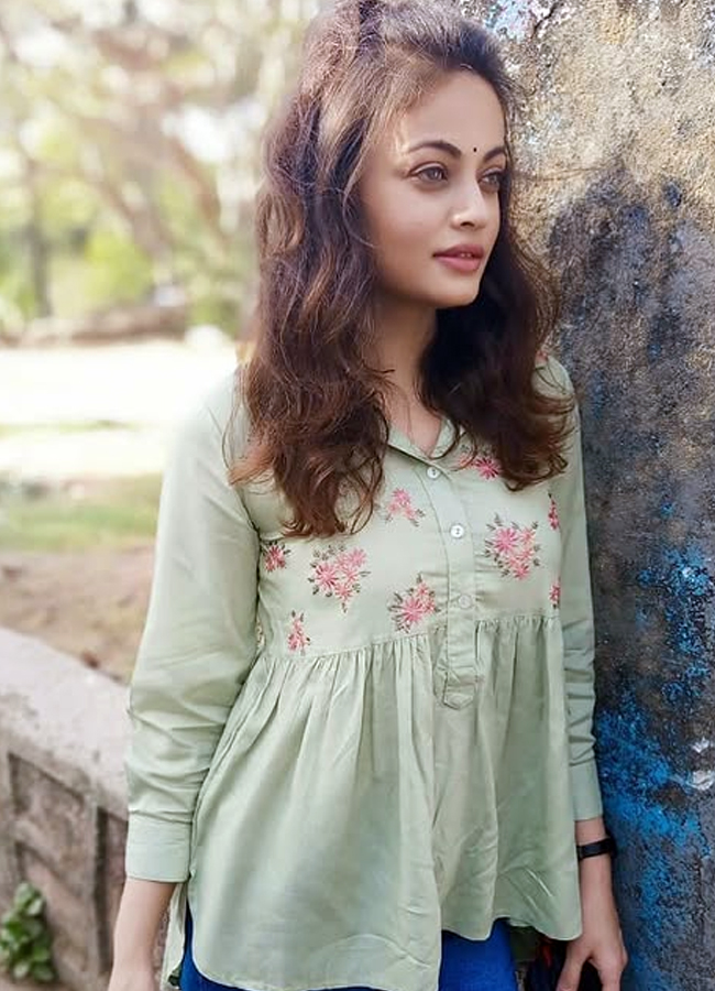 Sneha Ullal Birthday Special Facts5