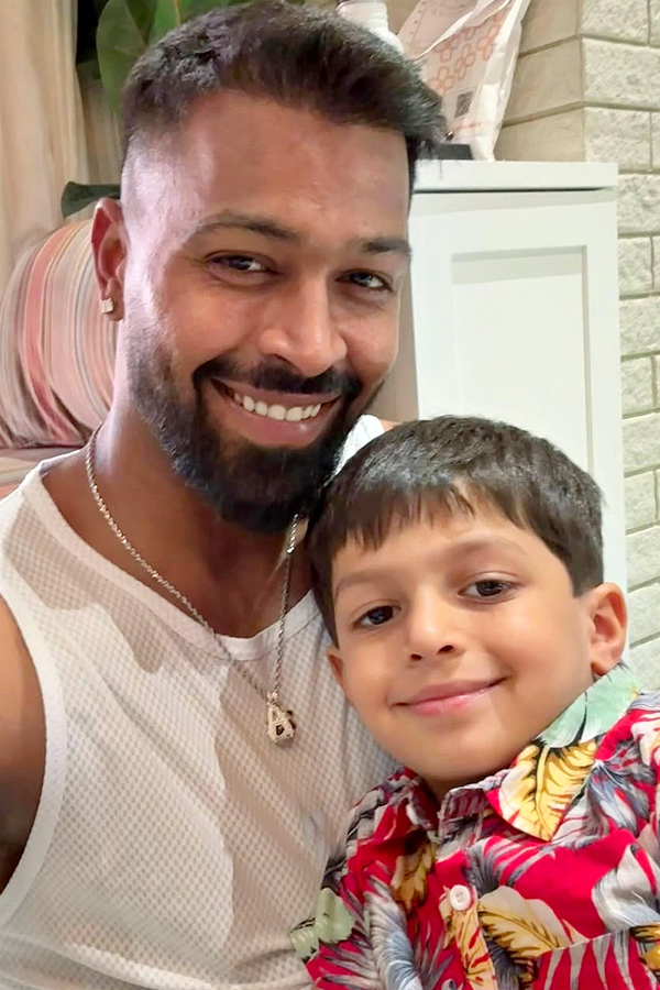 Just Two Chill Guy: Hardik Pandya Post With son in matching outfits Pics Viral16