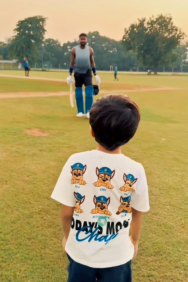 Just Two Chill Guy: Hardik Pandya Post With son in matching outfits Pics Viral4