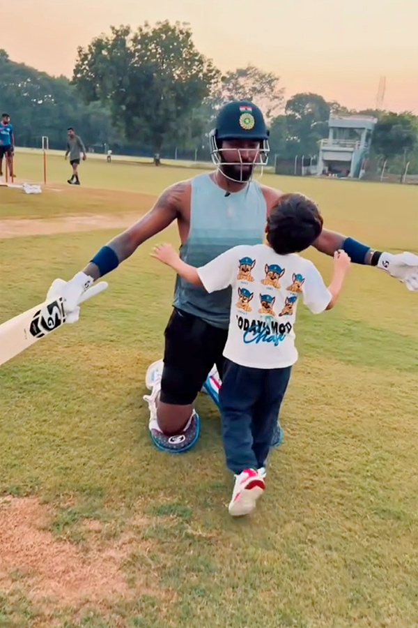 Just Two Chill Guy: Hardik Pandya Post With son in matching outfits Pics Viral5