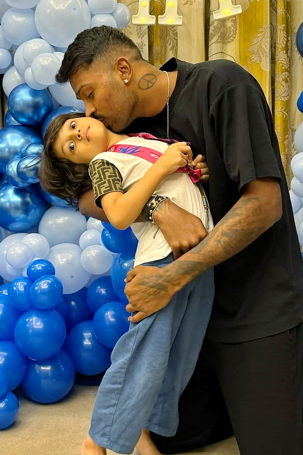 Just Two Chill Guy: Hardik Pandya Post With son in matching outfits Pics Viral10