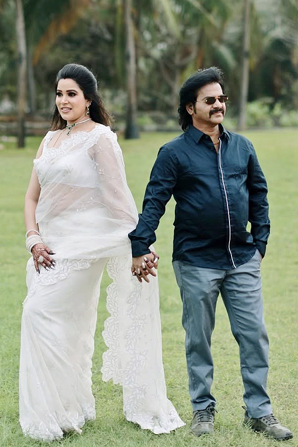 Rajinikanth Movie Jailer Actor Redin Kingsley Wedding Anniversary Photos Viral11