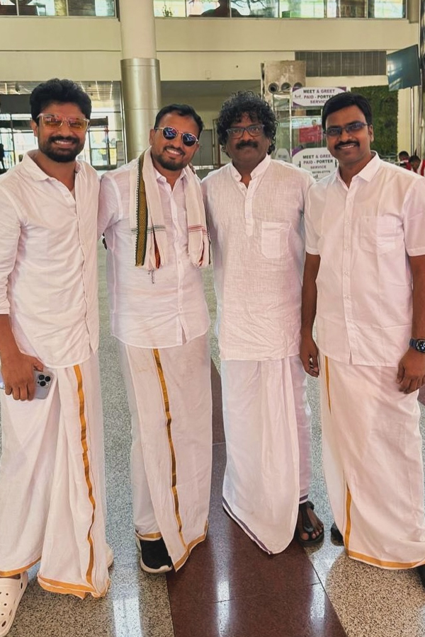 Singer Dhanunjay Seepana With Mentor Chandrabose Visited Devotional Places11