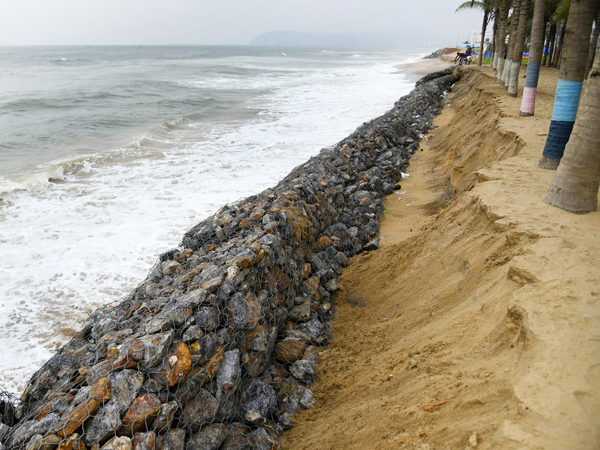 Weather report : Heavy rain in Visakhapatnam Photos8