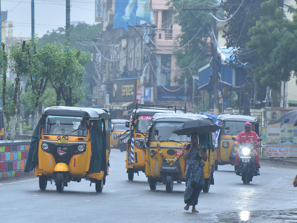 Heavy Rains in Cyclone Fengal Photos17