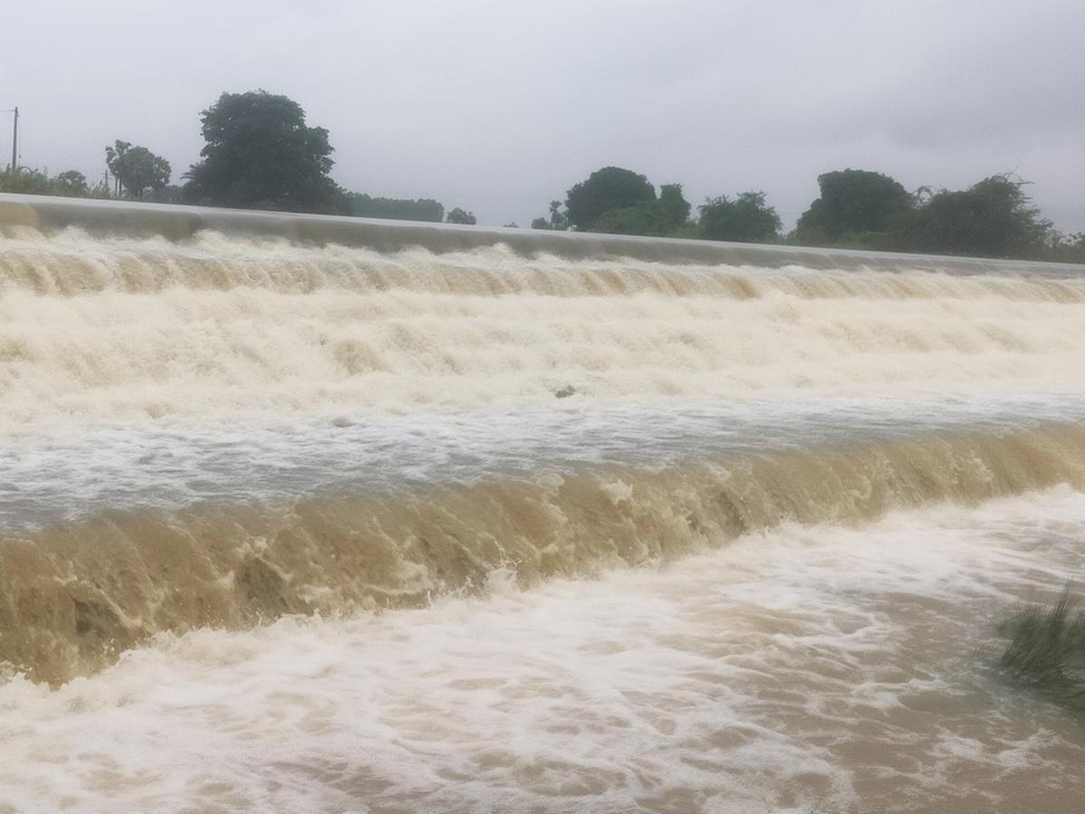 Heavy Rains in Cyclone Fengal Photos23