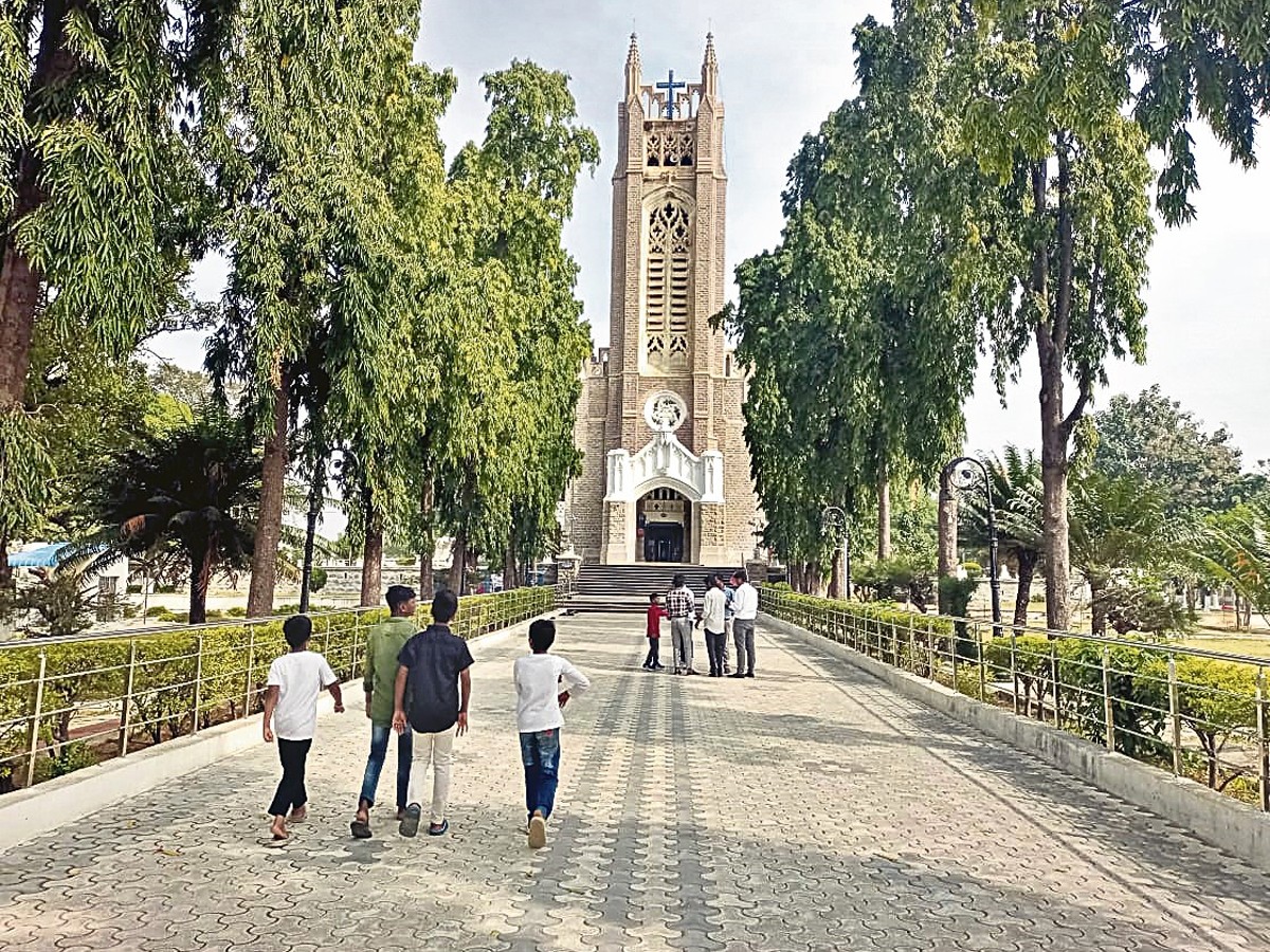 Medak Church Completes 100 Years Interseting Facts15